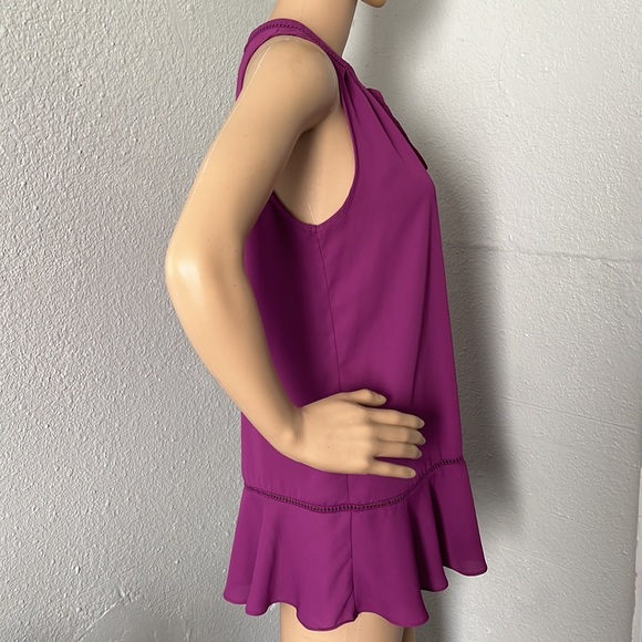 Mossimo Supply Co. Sleeveless Blouse - Picture 3 of 10